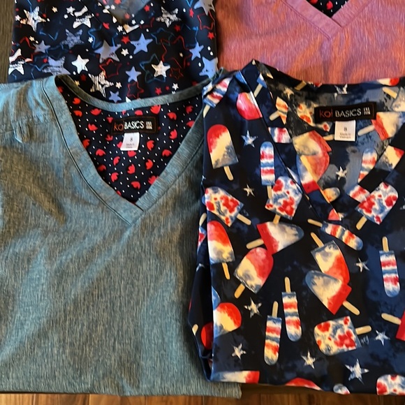 Koi scrub tops - Picture 4 of 4